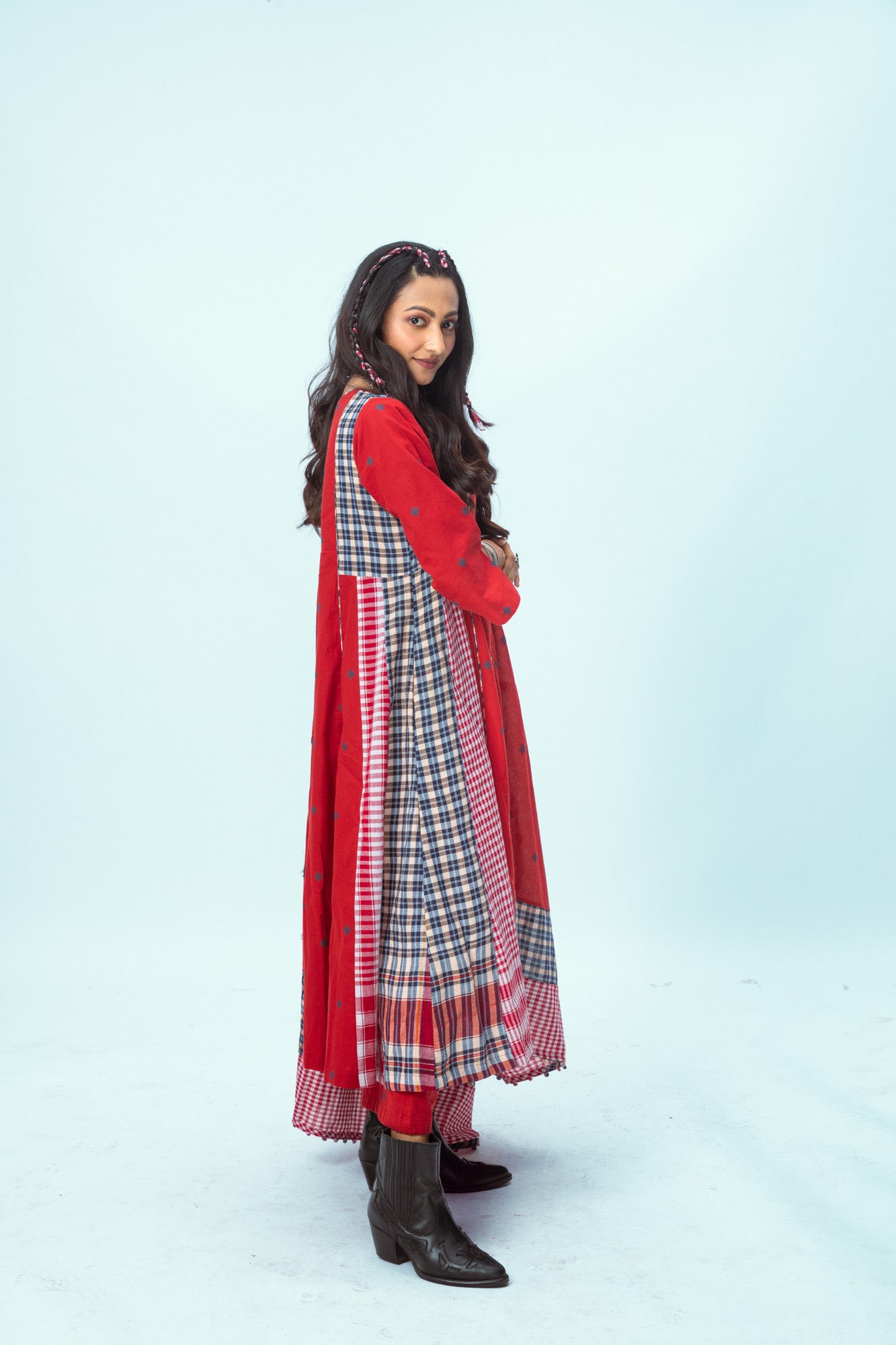 True Red Isle - Dupatta Set