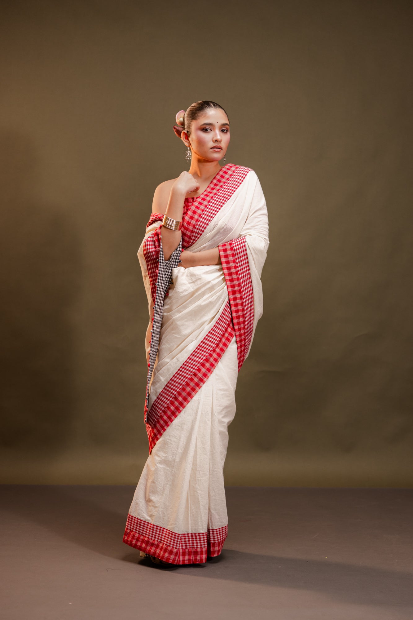 Hibiscus Reversible Saree