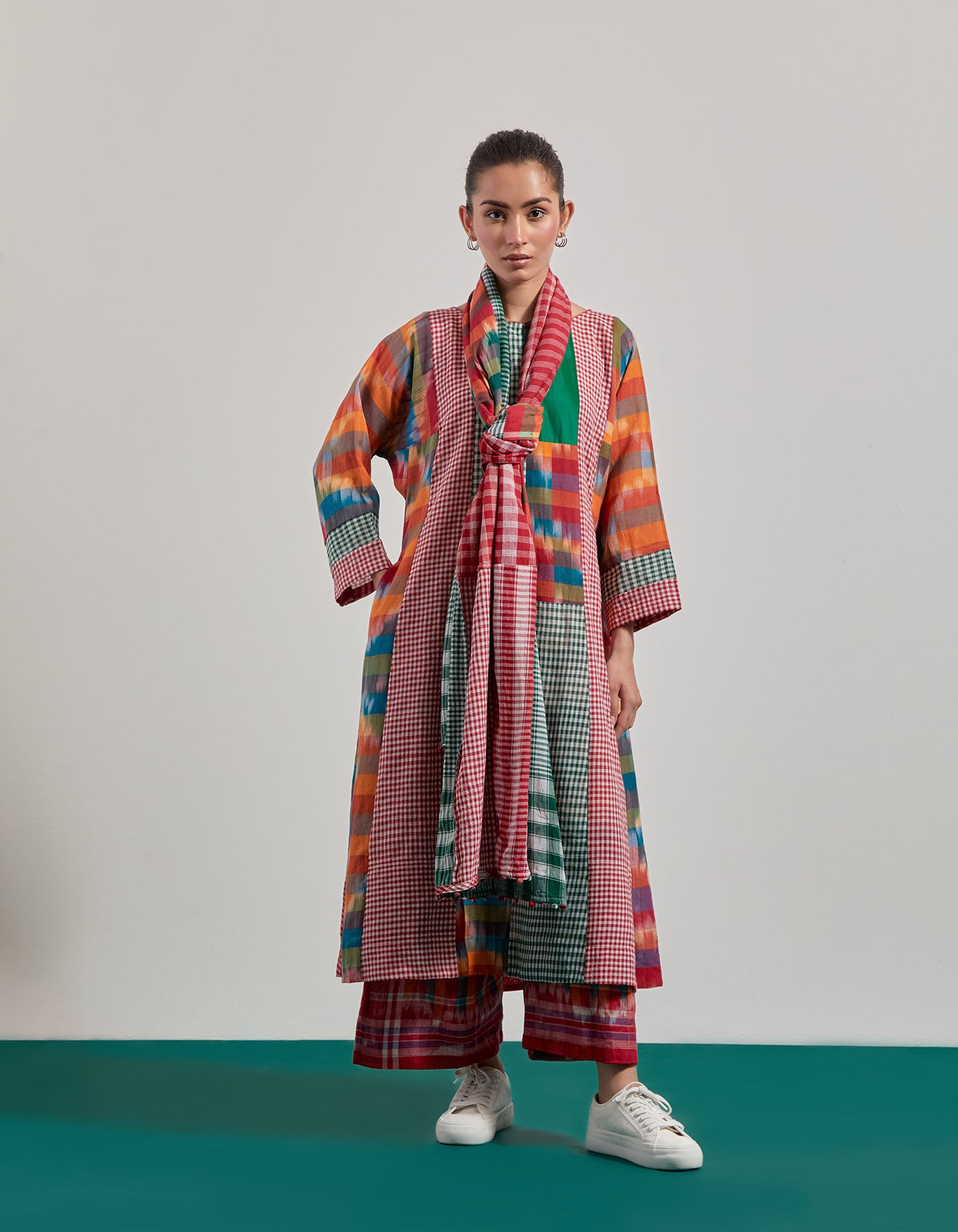 Turbo Elegance - Dupatta Set
