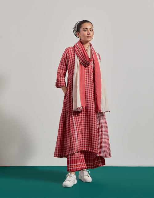 Red Overlap Pleated  Set