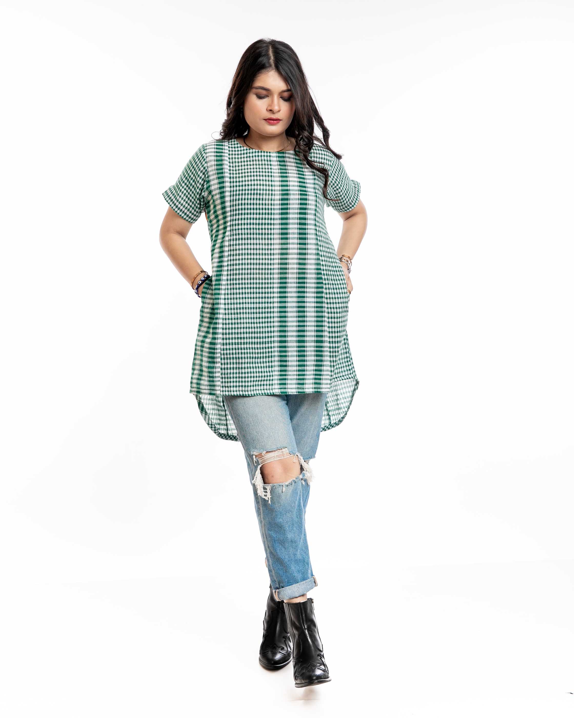 Short Long Wavy Top