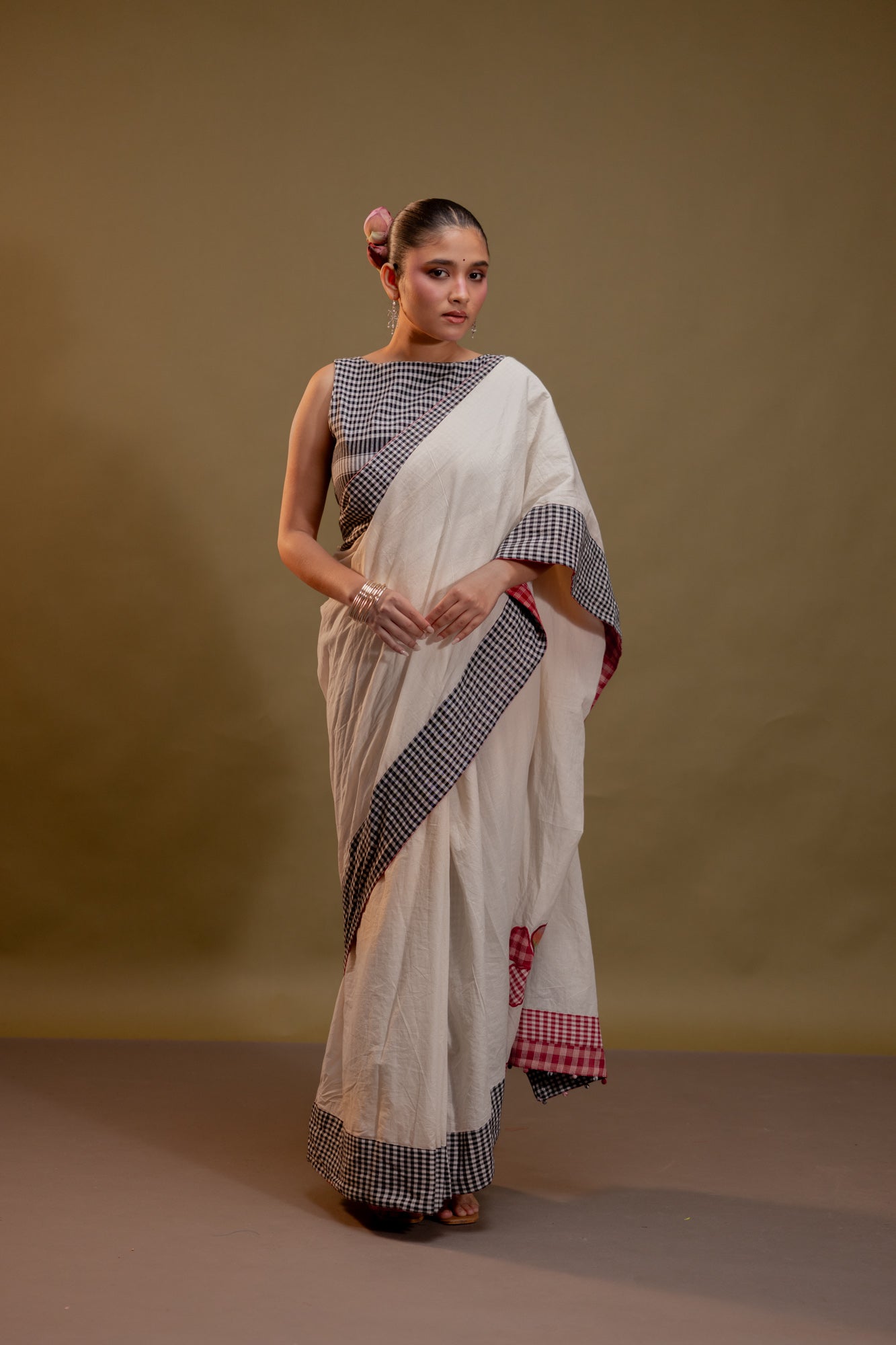 Hibiscus Reversible Saree